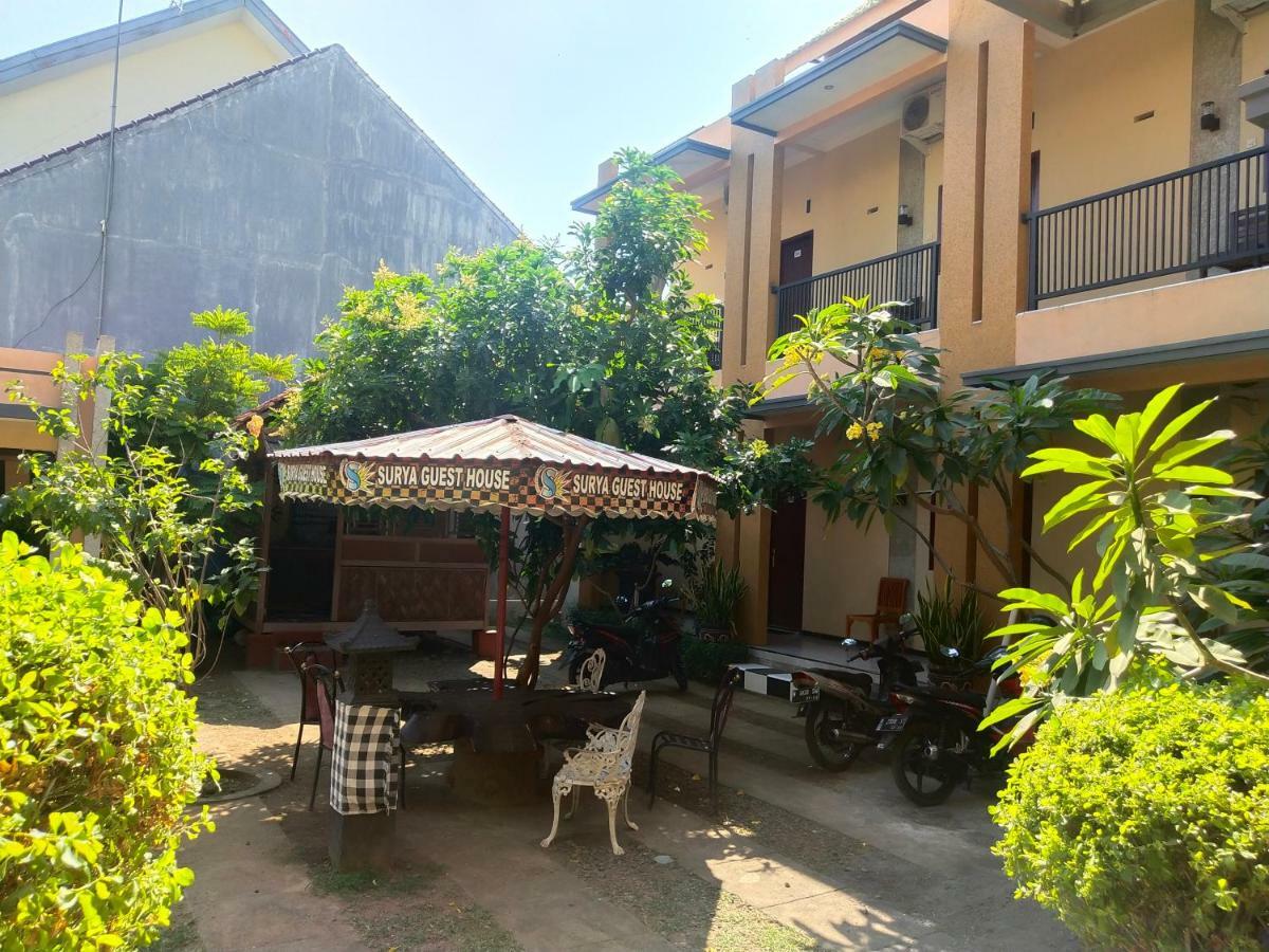 Surya Guest House Probolinggo Extérieur photo